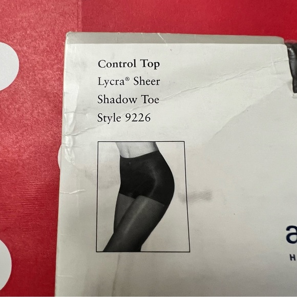 Atlantique Lycra sheer control top pantyhose. - Picture 3 of 6